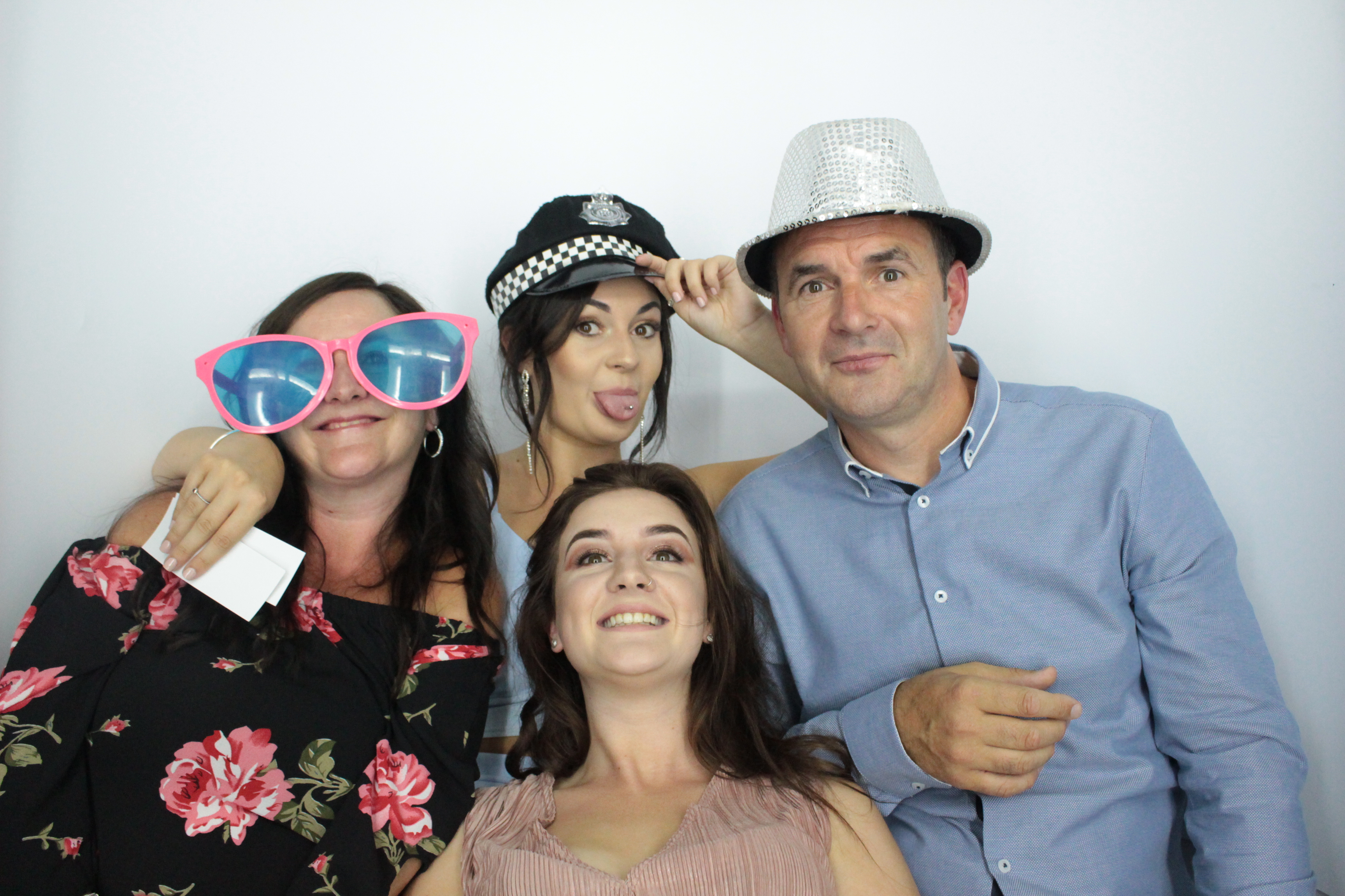 Martin & Colleen’s Joint 50th | View more photos from the event at gallery.myphotoboothexperience.co.uk/u/MyPhotoBoothExperienceLtd/Martin-Colleen’s-Joint-50th